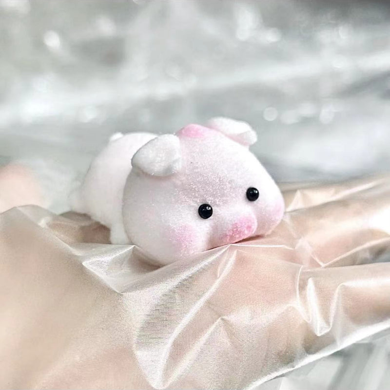 1Pcs Handmade Silicone Squishy Mini Piggy (Random Shape)