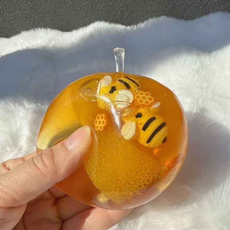 Honey Apple (Pre-order Now, Shipping Starts March 25)