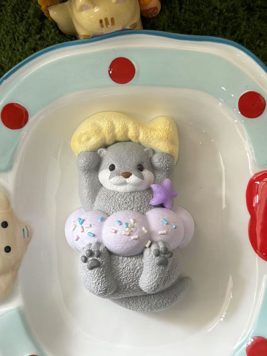 Otter Taba Squishy Toy
