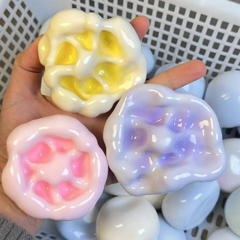 1Pcs Sand Stress Balls ( Includes plastic tip syringe)