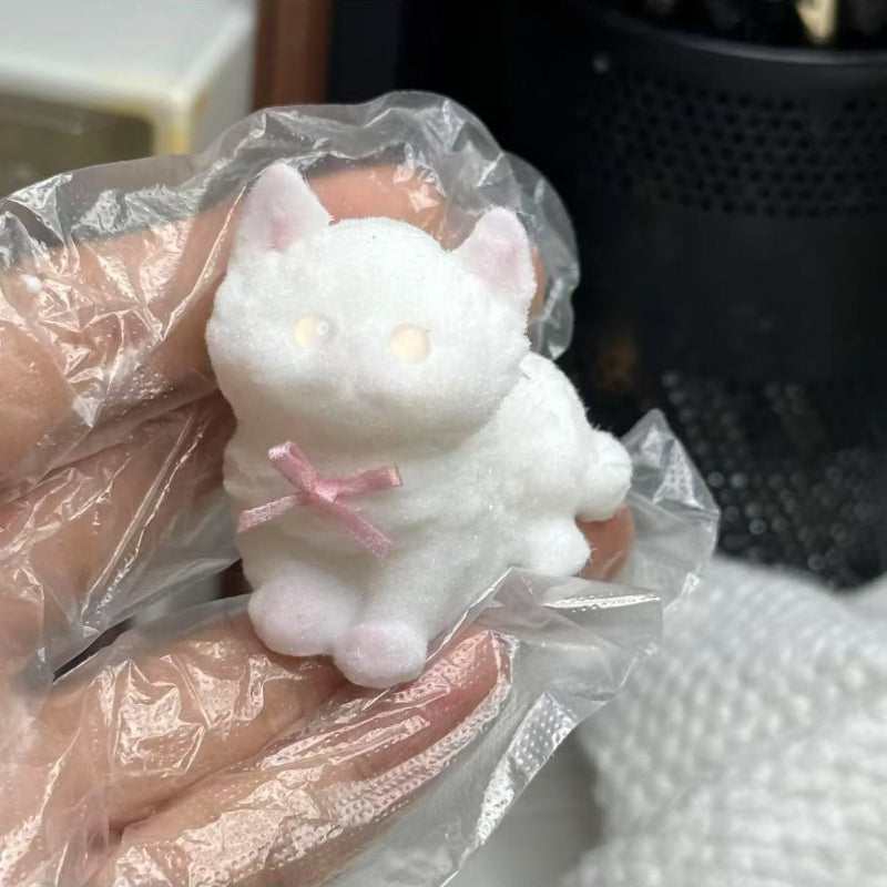 1Psc Mini Cat Taba Squishy Toy (Random Color )
